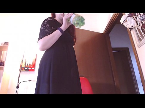 ❤️ Um escravo submisso que ama calcinhas sujas e luxuriosas é forçado a se masturbar depois de assistir a este vídeo! ❌ Porno fodido em pt-br.teenactivewear.ru ❌
