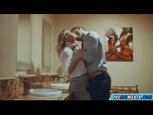❤️ Quando uma loira peituda o seduz em um banheiro público ❌ Porno fodido em pt-br.teenactivewear.ru ❌